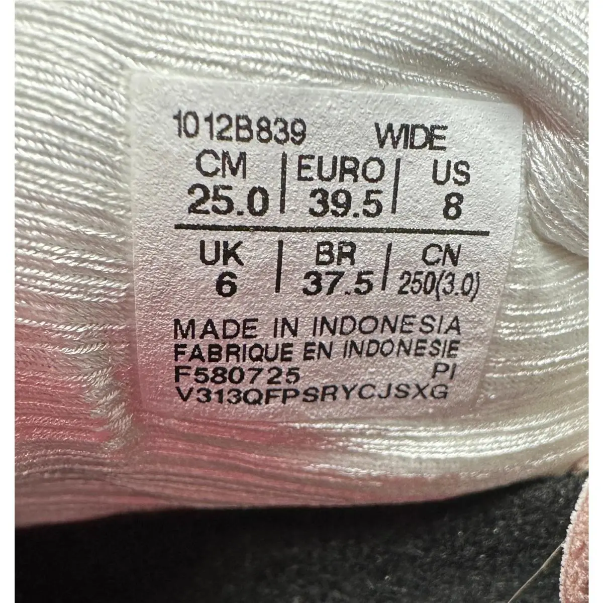 Asics shoes - White 6