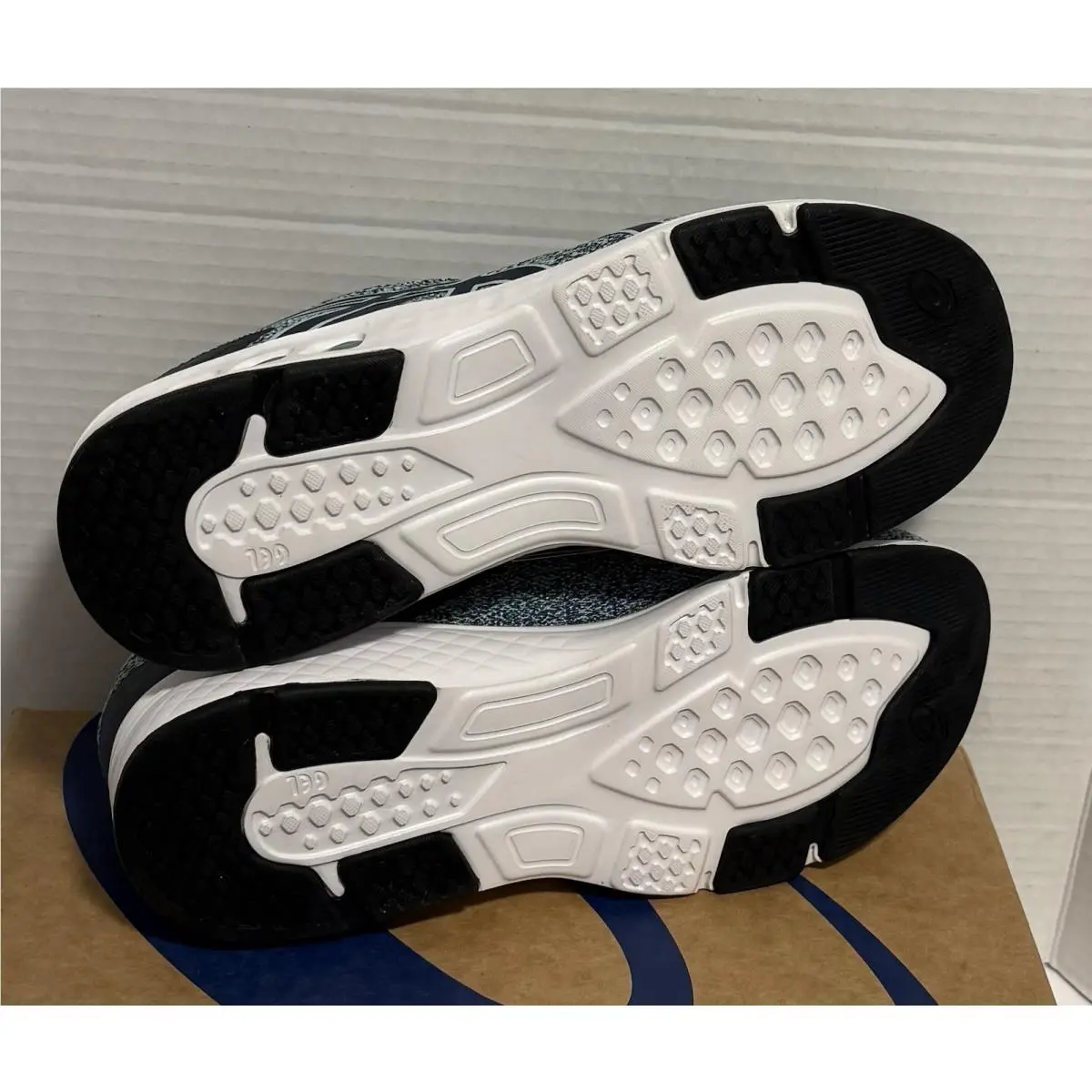 Asics shoes - ASICS Gel Venture 9 - Gel Venture - 1011B486-008 - Fresh Blue / ILLuminate Mint 4