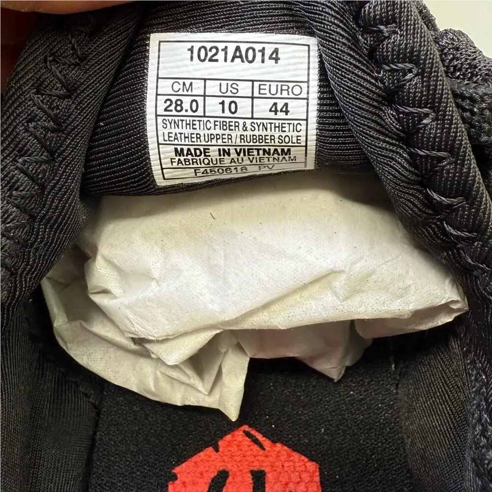Asics shoes - Black 9