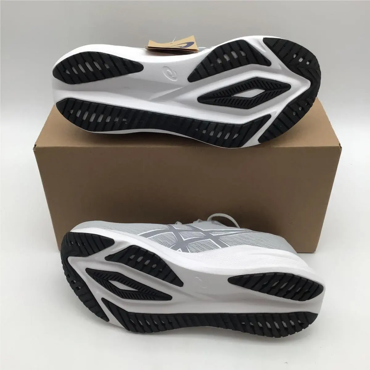 Asics shoes - Versablast 4 - Versablast - Gray 3