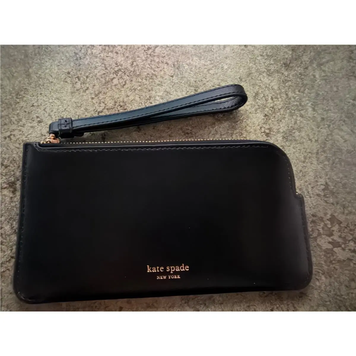 Kate Spade Black Leather Wristlet Wallet Zippy KOO45 7.5 by 4