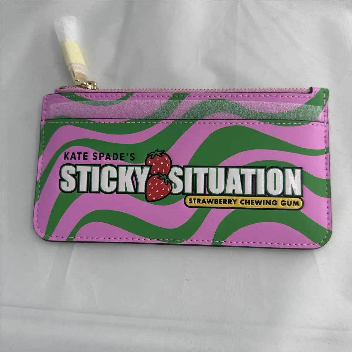 Kate Spade Sticky Situation 3D Bubblegum Treat Yourself Card Wallet New