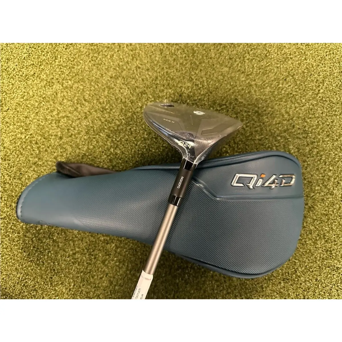 TaylorMade  - Qi4D Max - Max - Black, Lie Angle: Black 4