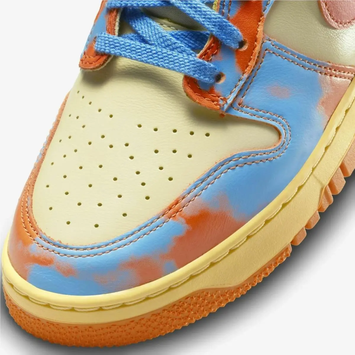 Nike shoes - Nike Dunk High Retro - Dunk High Retro - DD9404-800 - Orange 9