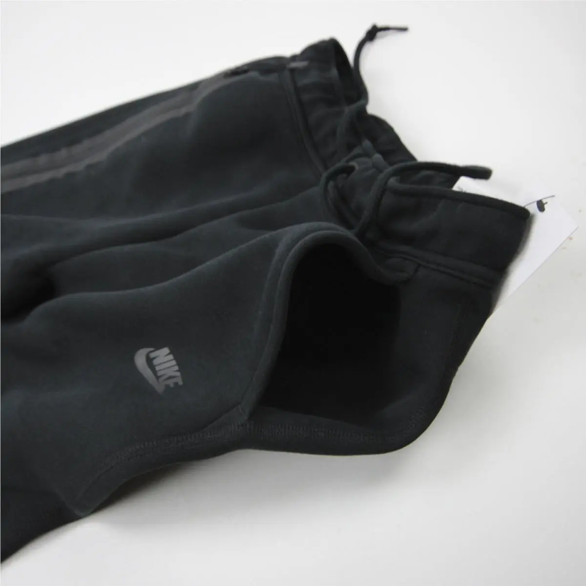 Nike clothing - Black 5