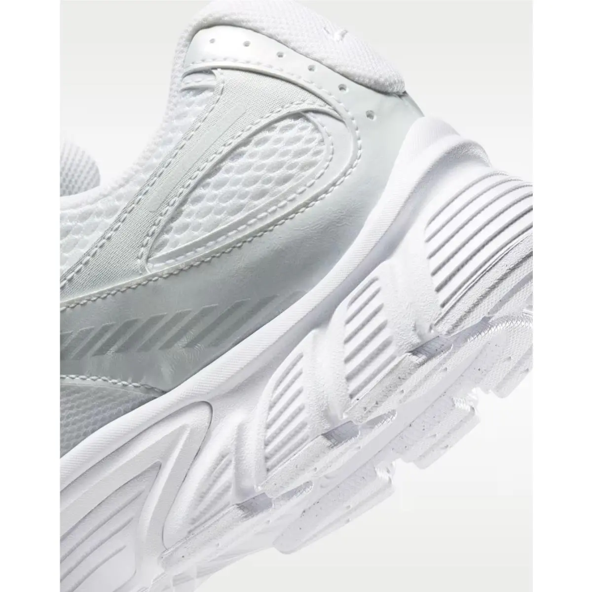 Nike shoes - Nike V5 RNR - RNR - HJ5228-101 - White/Black/Metallic Silver/White 3