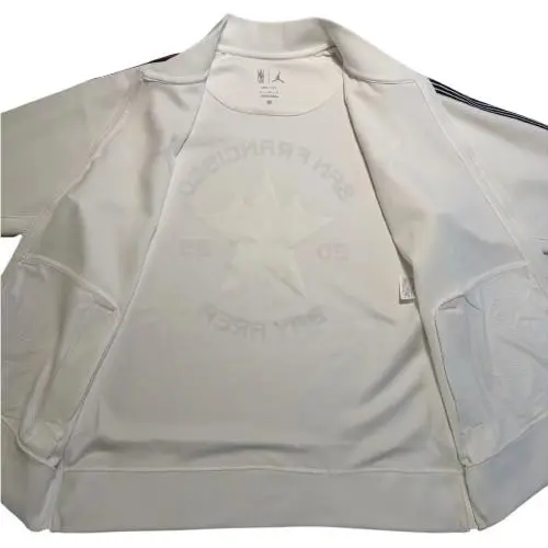 Nike clothing - White (UPC: 197860310124) 5