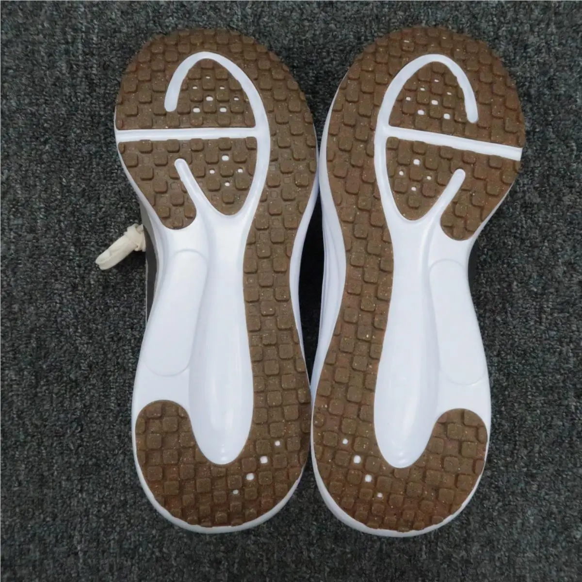 Nike shoes - White 6