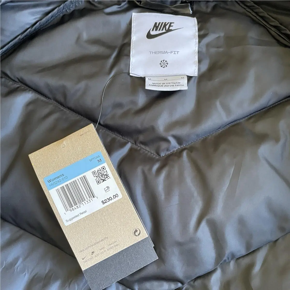 Nike clothing - HV5242-010 - HV5242-010 - Black (UPC: 198482113315) 4