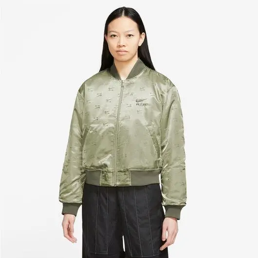 Nike clothing - Green (UPC: 196149351858) 4