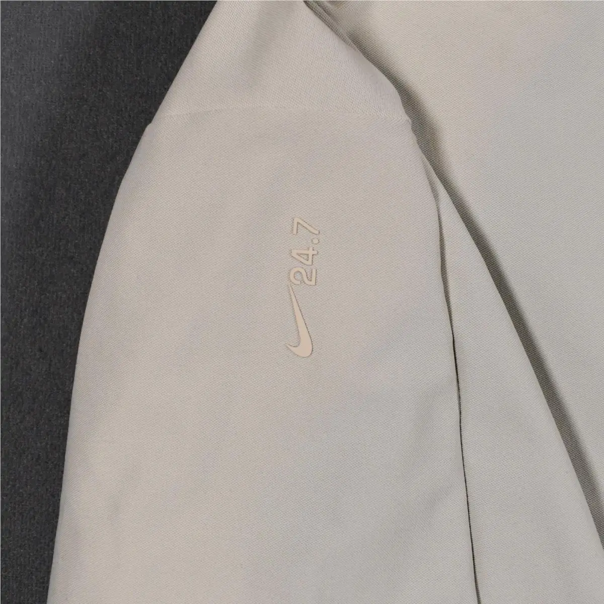 Nike clothing - White 11