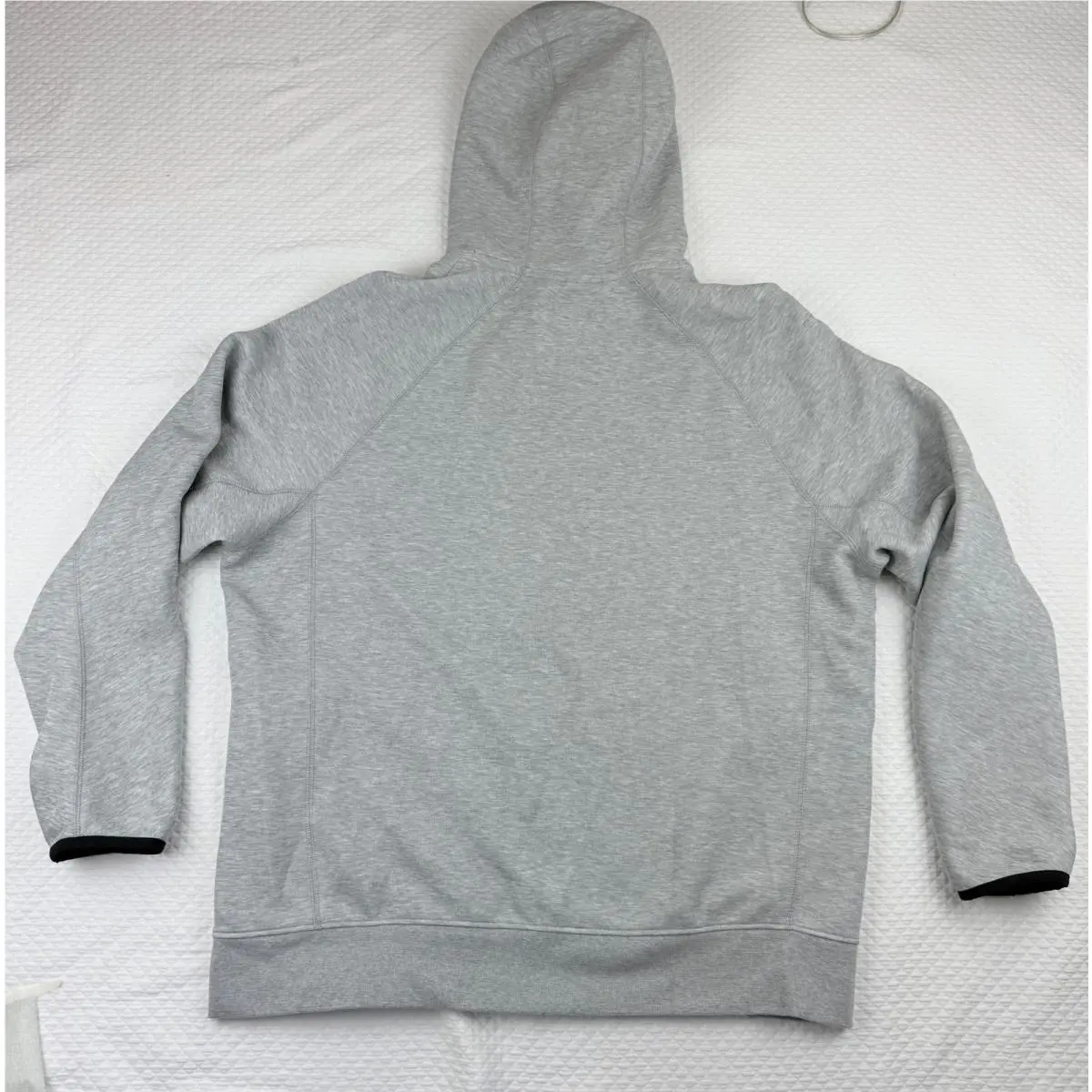 Nike clothing - Gray (UPC: 196607418543) 0
