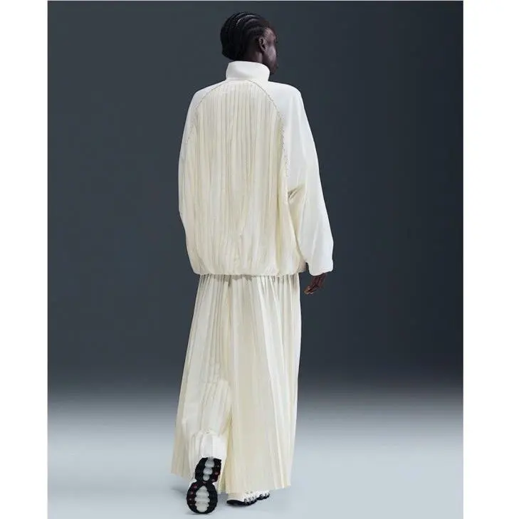 Nike clothing - Ivory (UPC: 0198482084677) 3