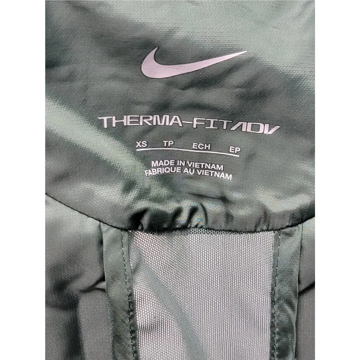 Nike clothing - Nike AeroLoft - AeroLoft - Green 1