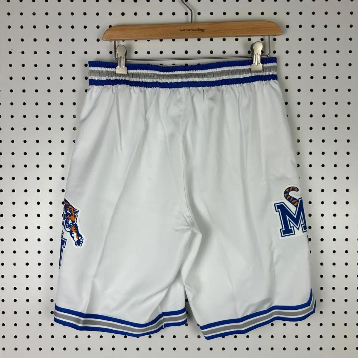 Nike clothing - White 1
