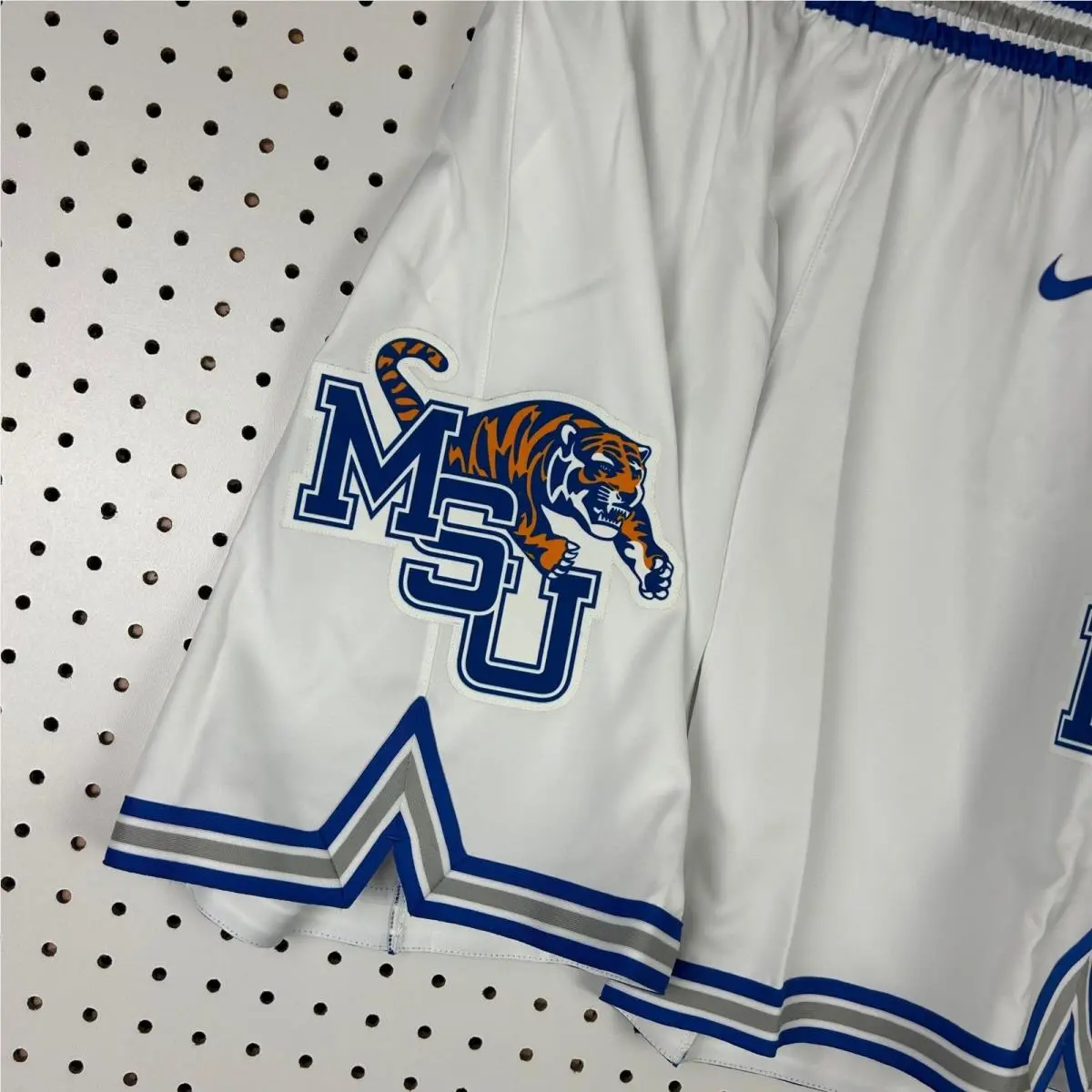Nike clothing - White 2