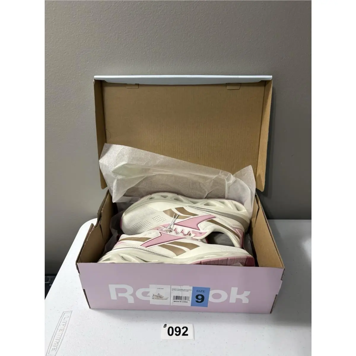 Reebok shoes - Reebok Soleus - Soleus - Cream / Pink / Gold 10