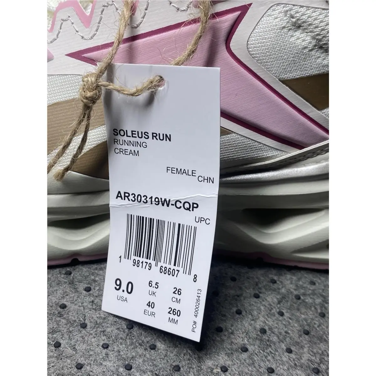 Reebok shoes - Reebok Soleus - Soleus - Cream / Pink / Gold 1