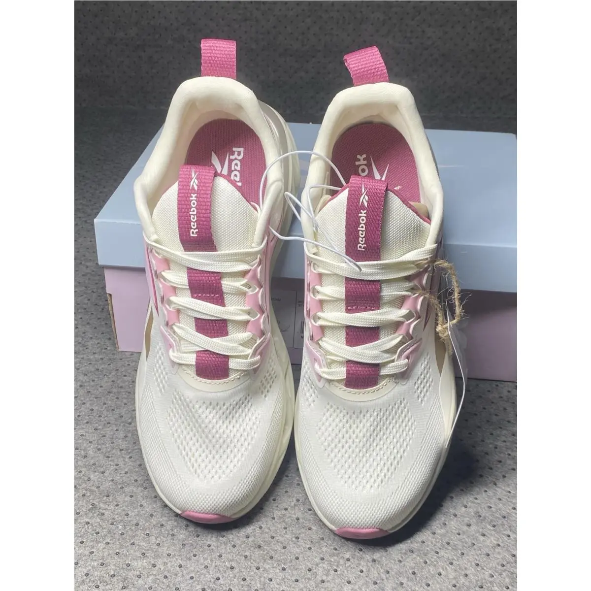 Reebok shoes - Reebok Soleus - Soleus - Cream / Pink / Gold 5