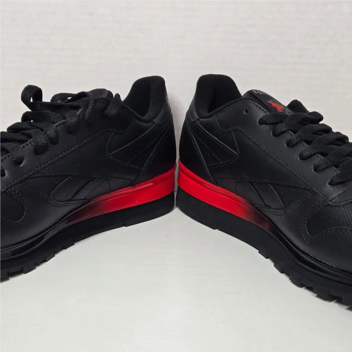 Reebok shoes - Black 1