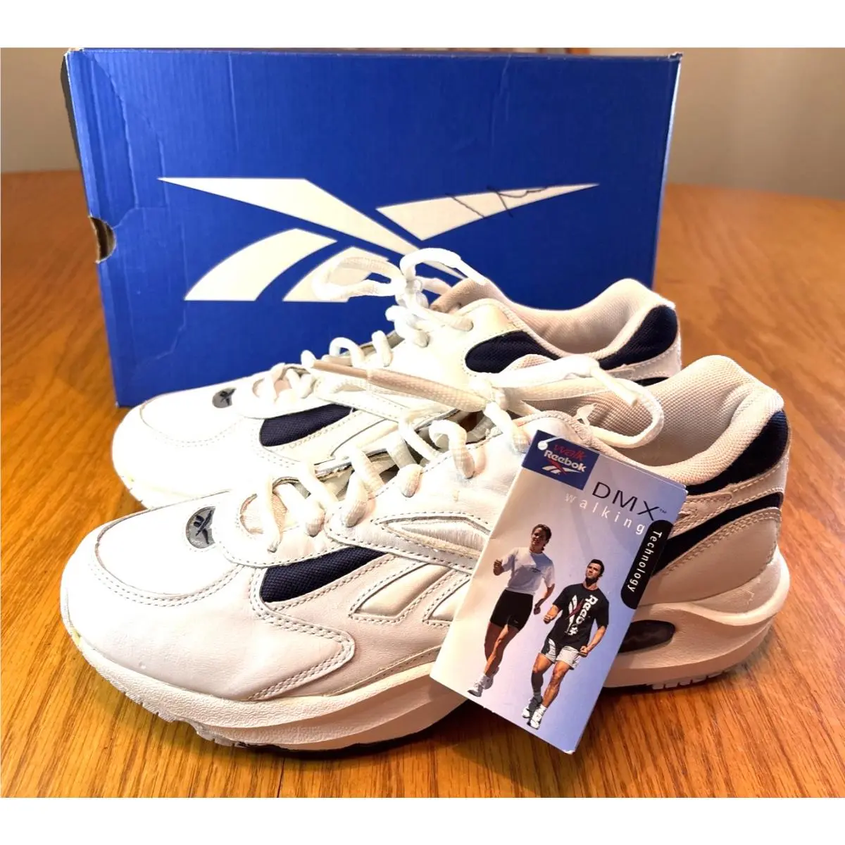 Reebok Walking Pseudeo Dmx White Team Navy Women`s Shoes Sz 10