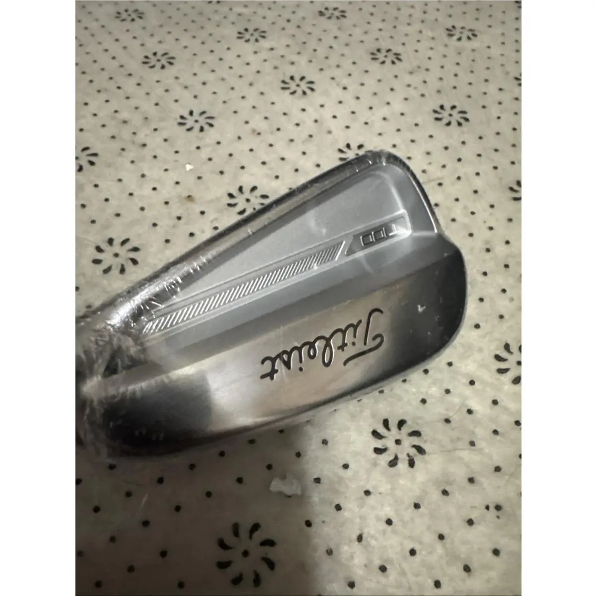 Titleist  - White 1