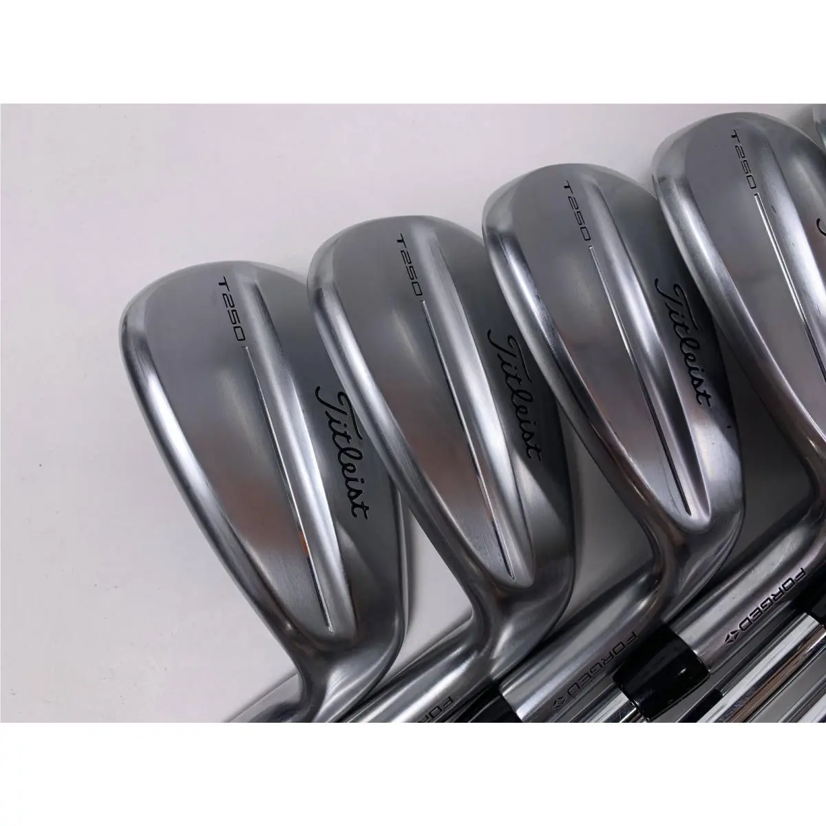 Titleist  - T250 2025 - Black 1