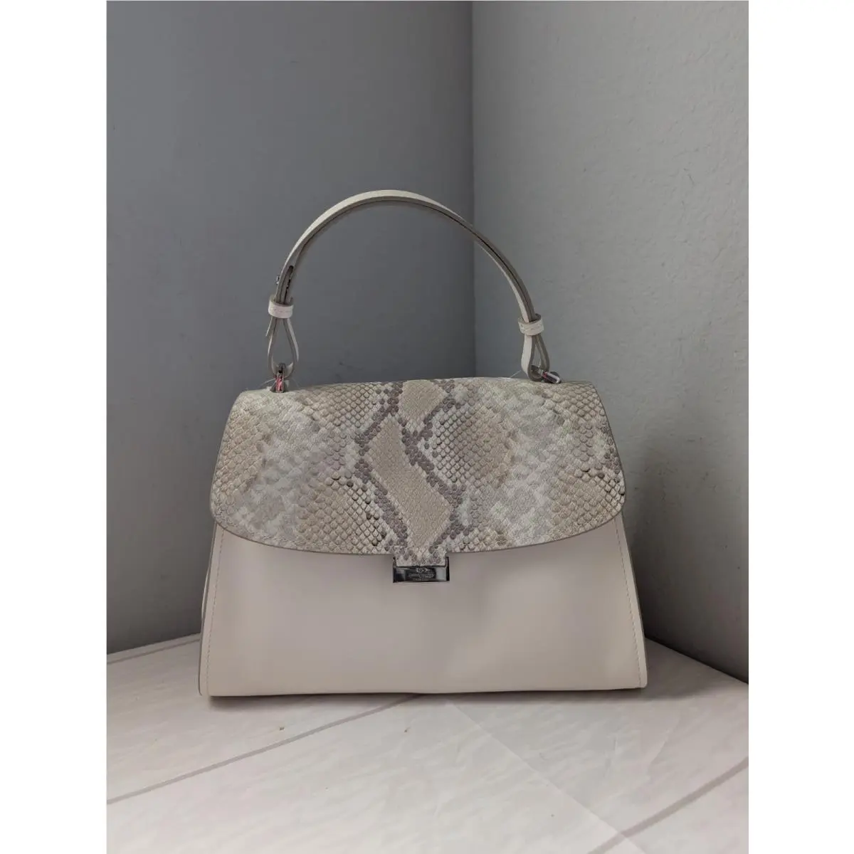 KP029 Riley Snake Top Handle Crossbody Bag In Natural Multi by Kate Spade