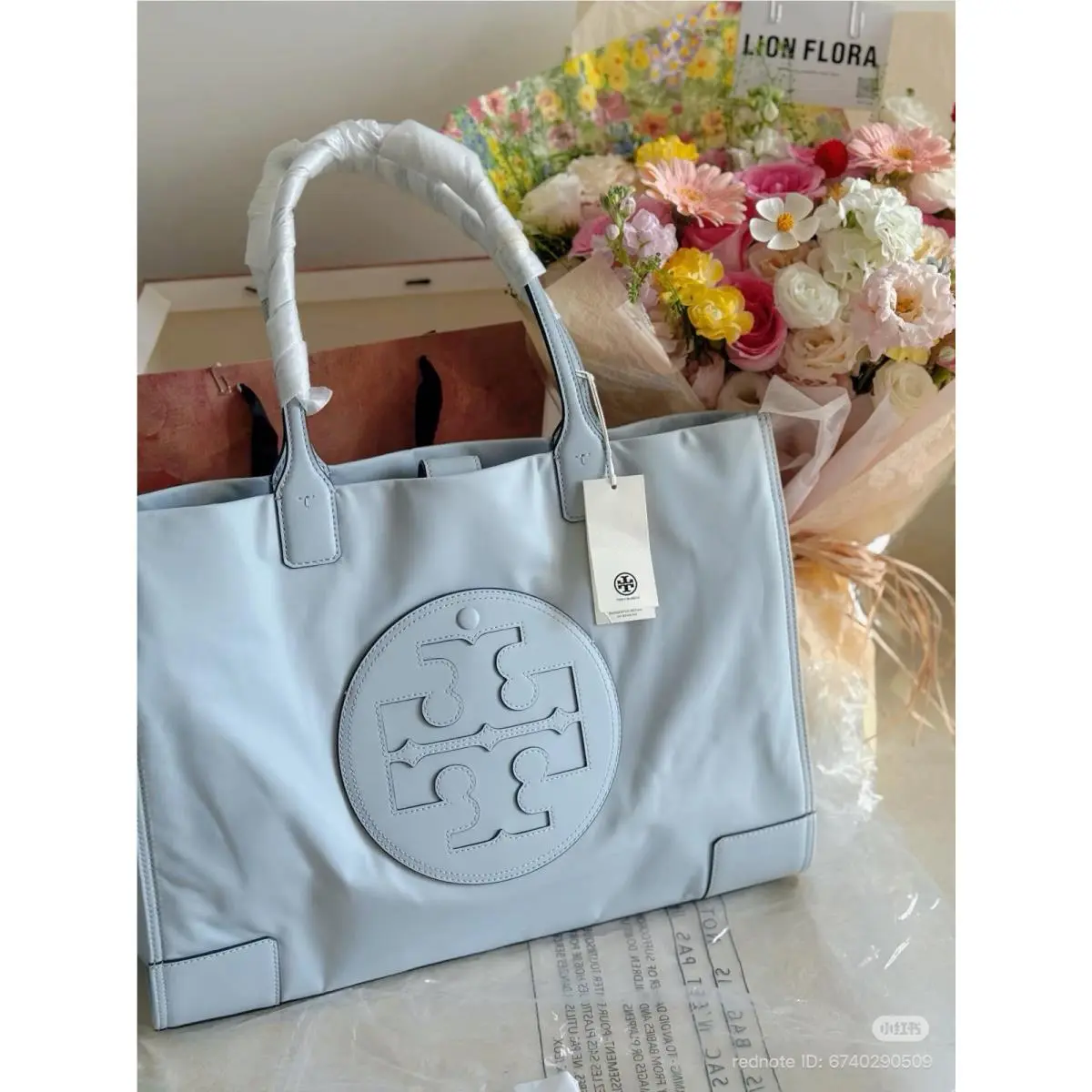Tory Burch 87116 Ella Large Nylon Tote In Powder Blue