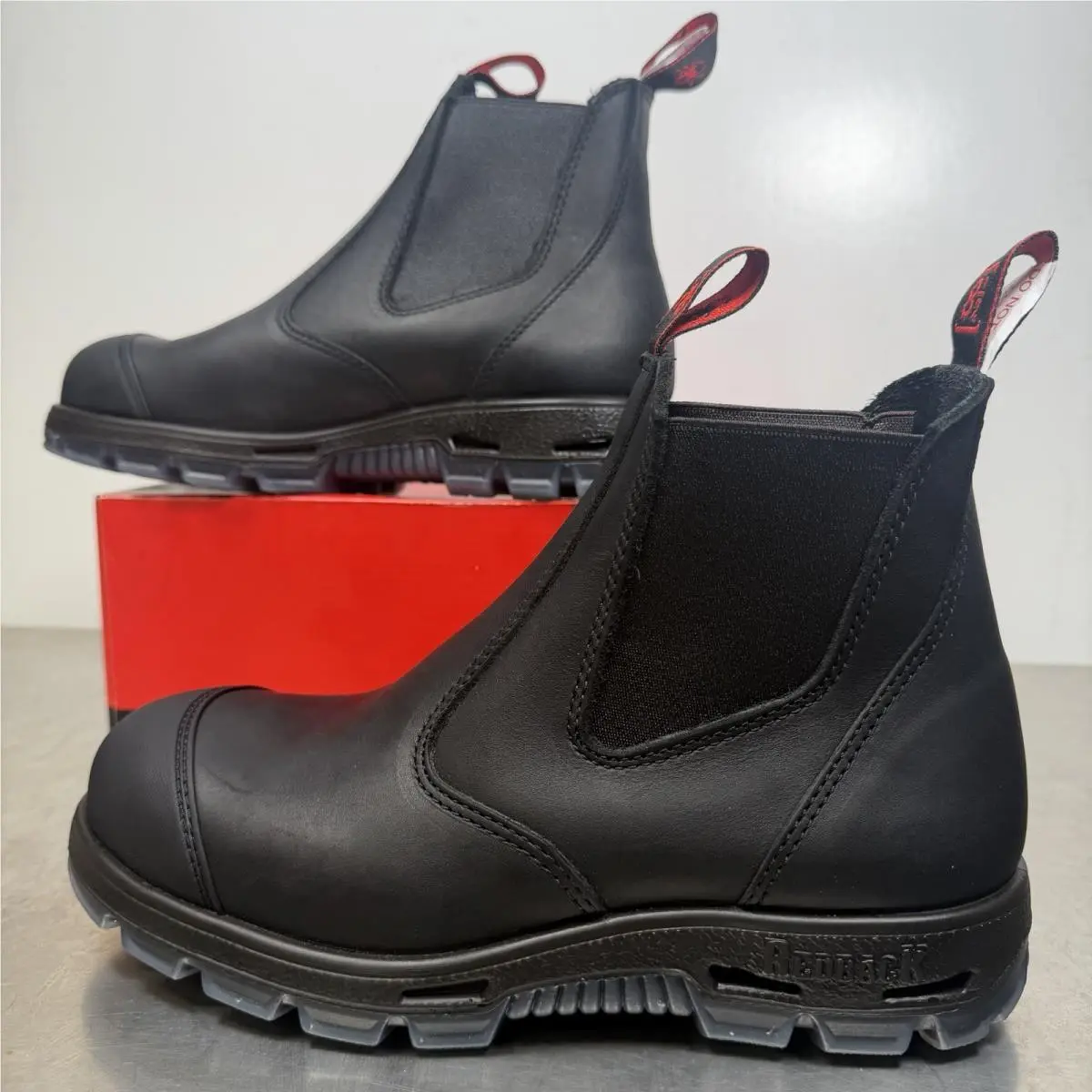 9.5 US Men`s Redback Bobcat Usbbksc Tpu Safety Toe W/ Scuff Cap Boots Black