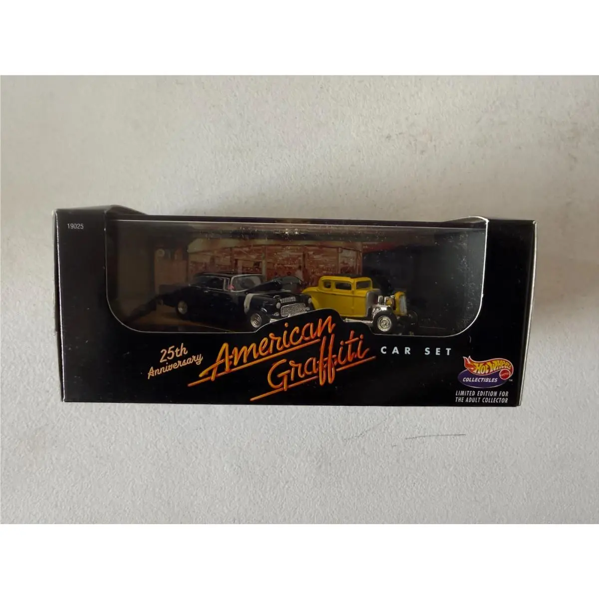 Hot Wheels Collectibles 25th Anniversary American Graffiti Car Set CH8
