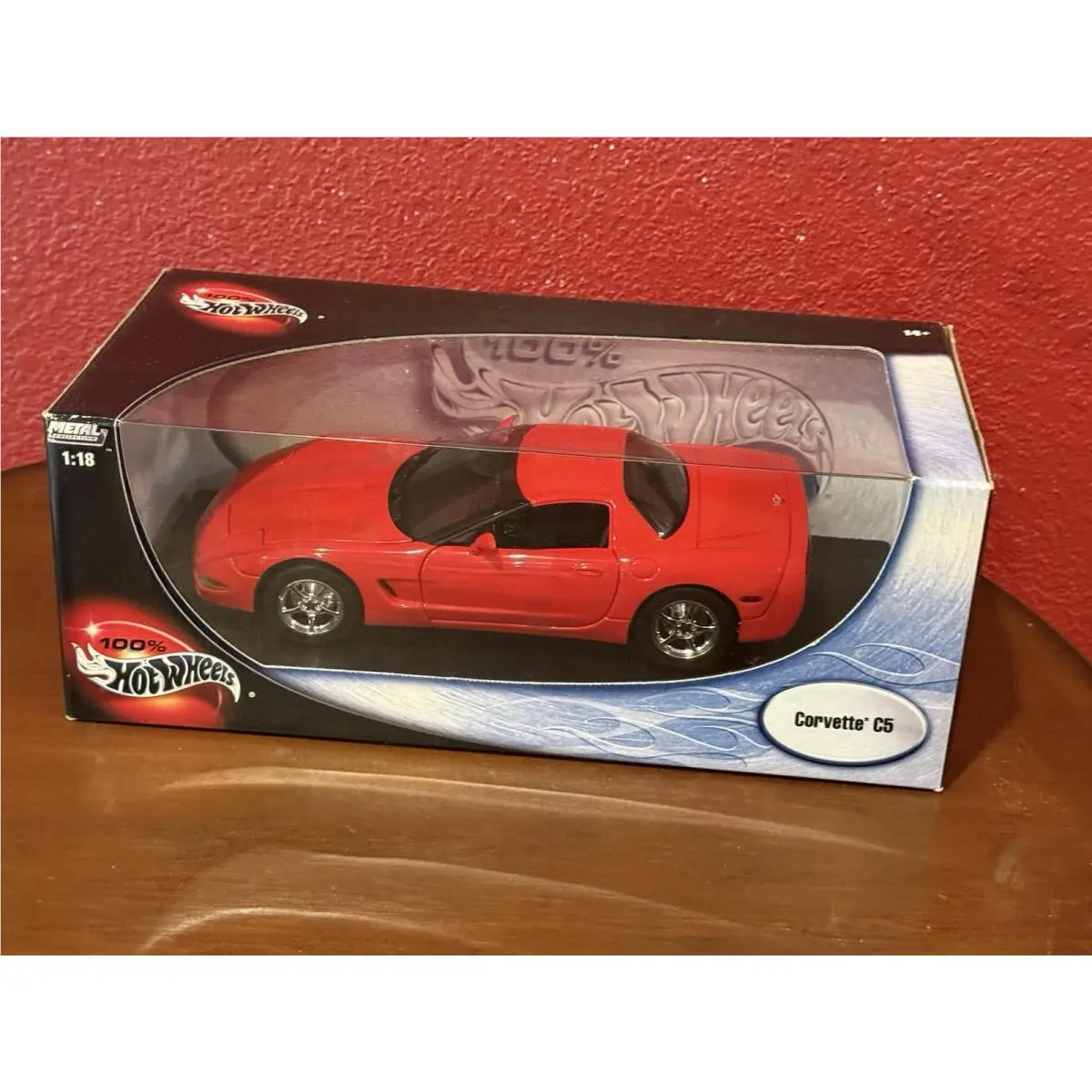 Hot Wheels Metal Collection 1/18 Scale Red C5 Corvette Convertible