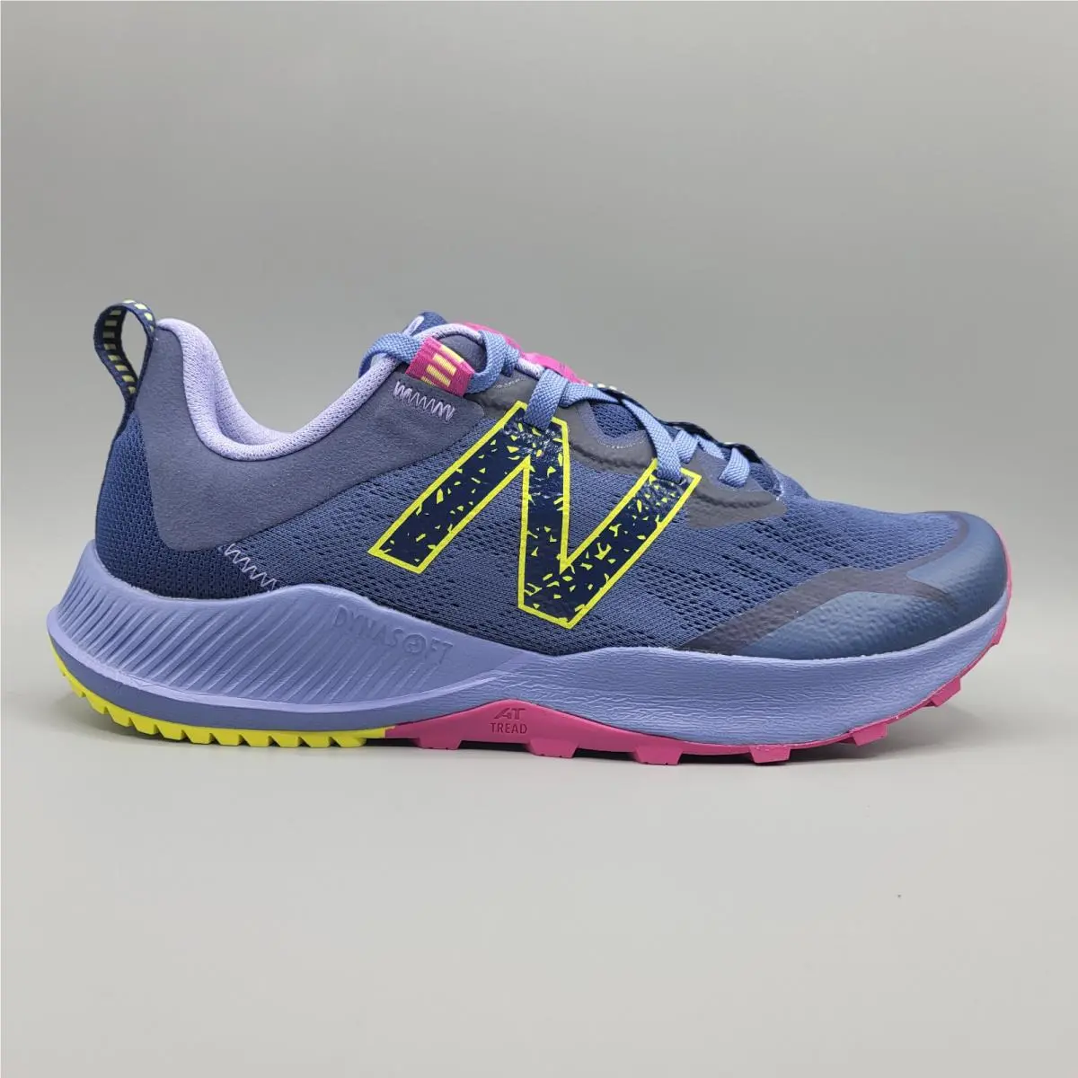 New Balance Womens Wtntrcn4 Blue Hiking Shoes Size 10