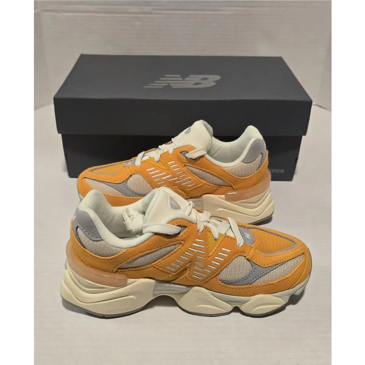 New Balance shoes - New Balance 9060 - Varsity Gold 5