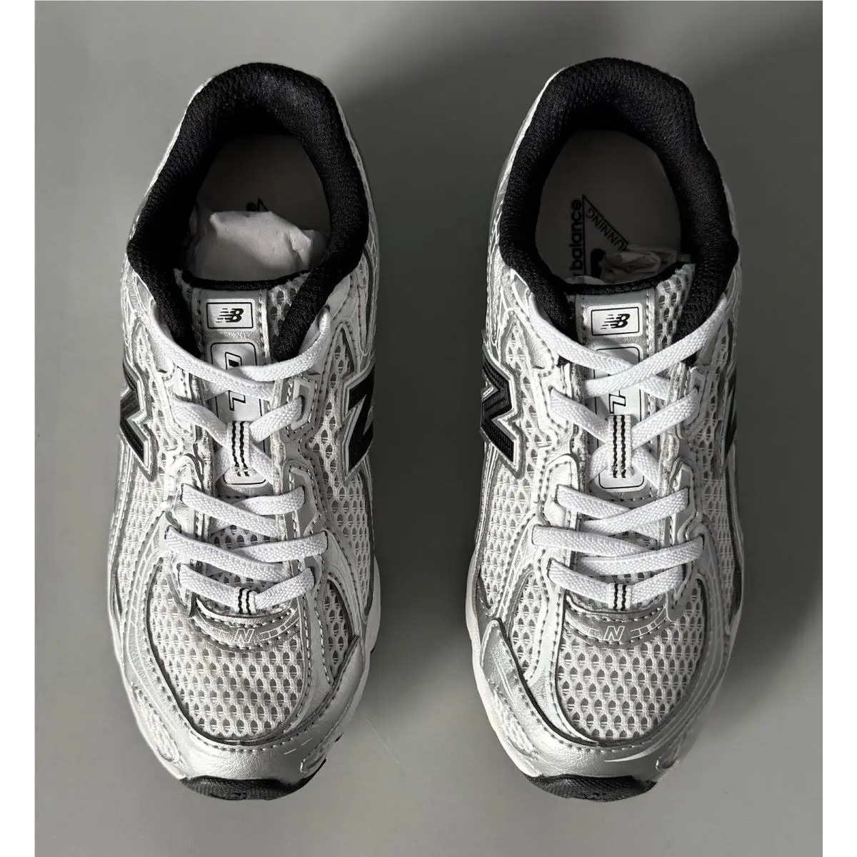New Balance shoes - New Balance 740 - White Grey Black (UPC: 0198686850665) 3