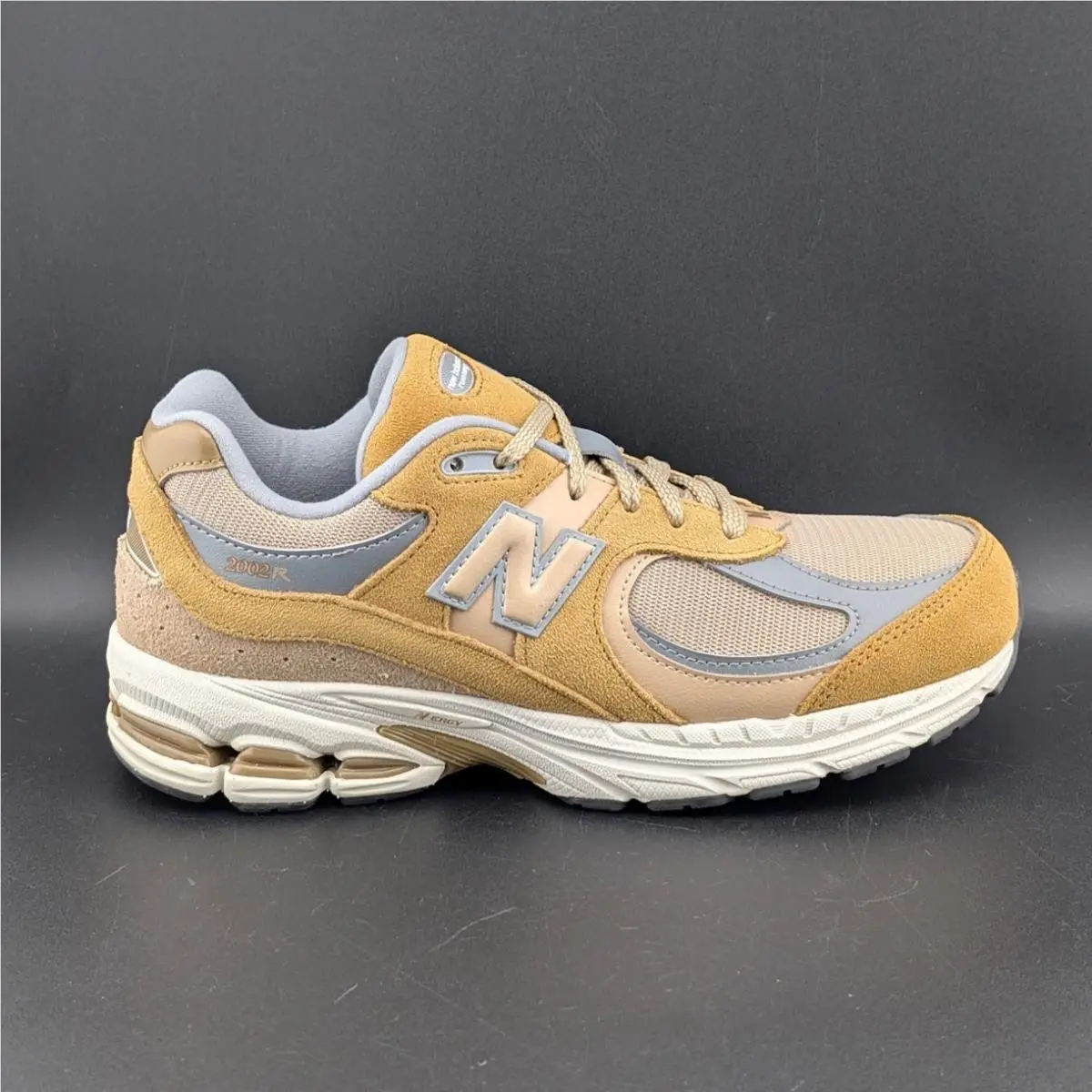 New Balance shoes - New Balance 2002 - Beige 0
