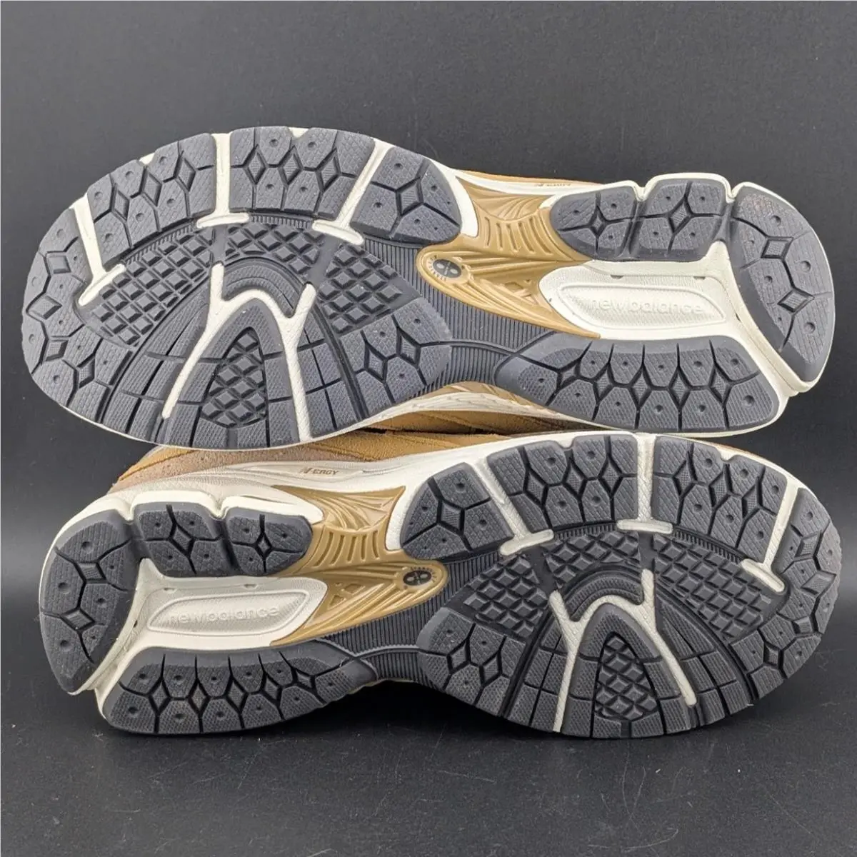 New Balance shoes - New Balance 2002 - Beige 6