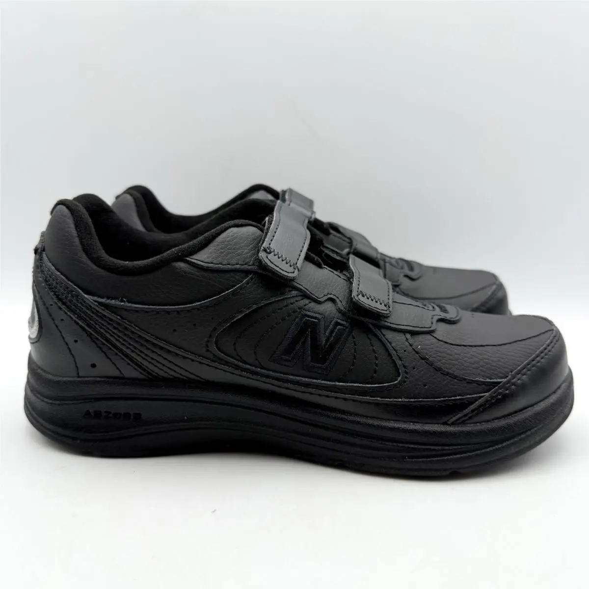 New Balance shoes - Black 1