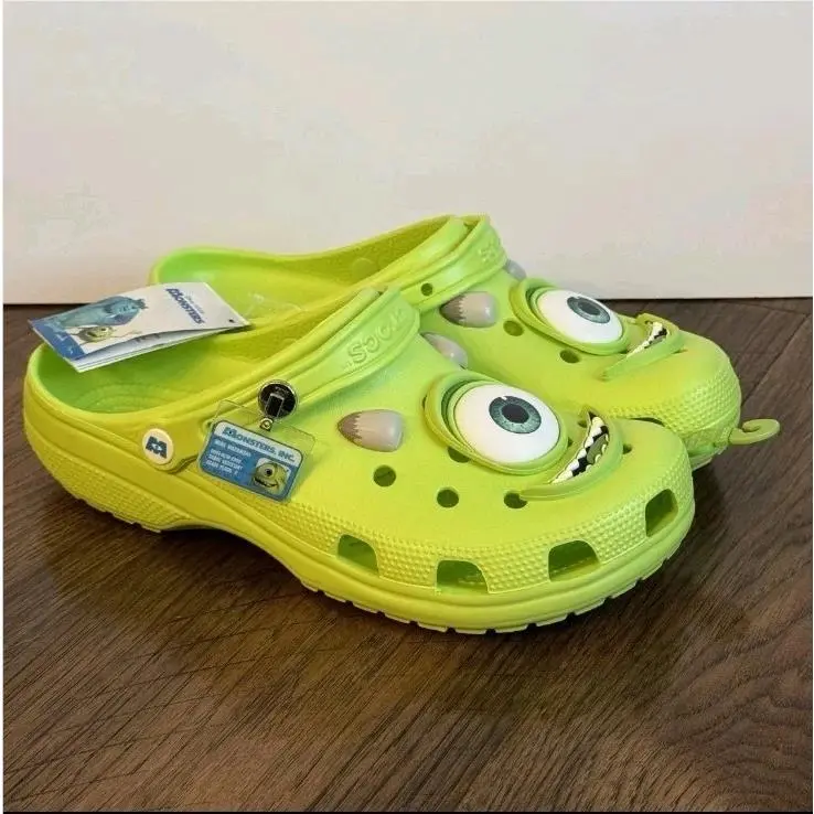 Crocs shoes - Monsters Inc. Mike Wazowski - Monsters Mike Wazowski - Green (UPC: 198445132339) 0