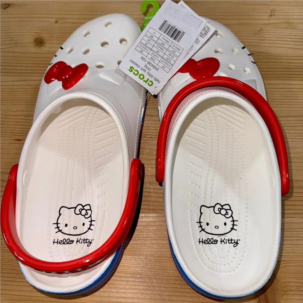 Crocs shoes - Crocs Hello Kitty Classic - Hello Kitty Classic - White 2
