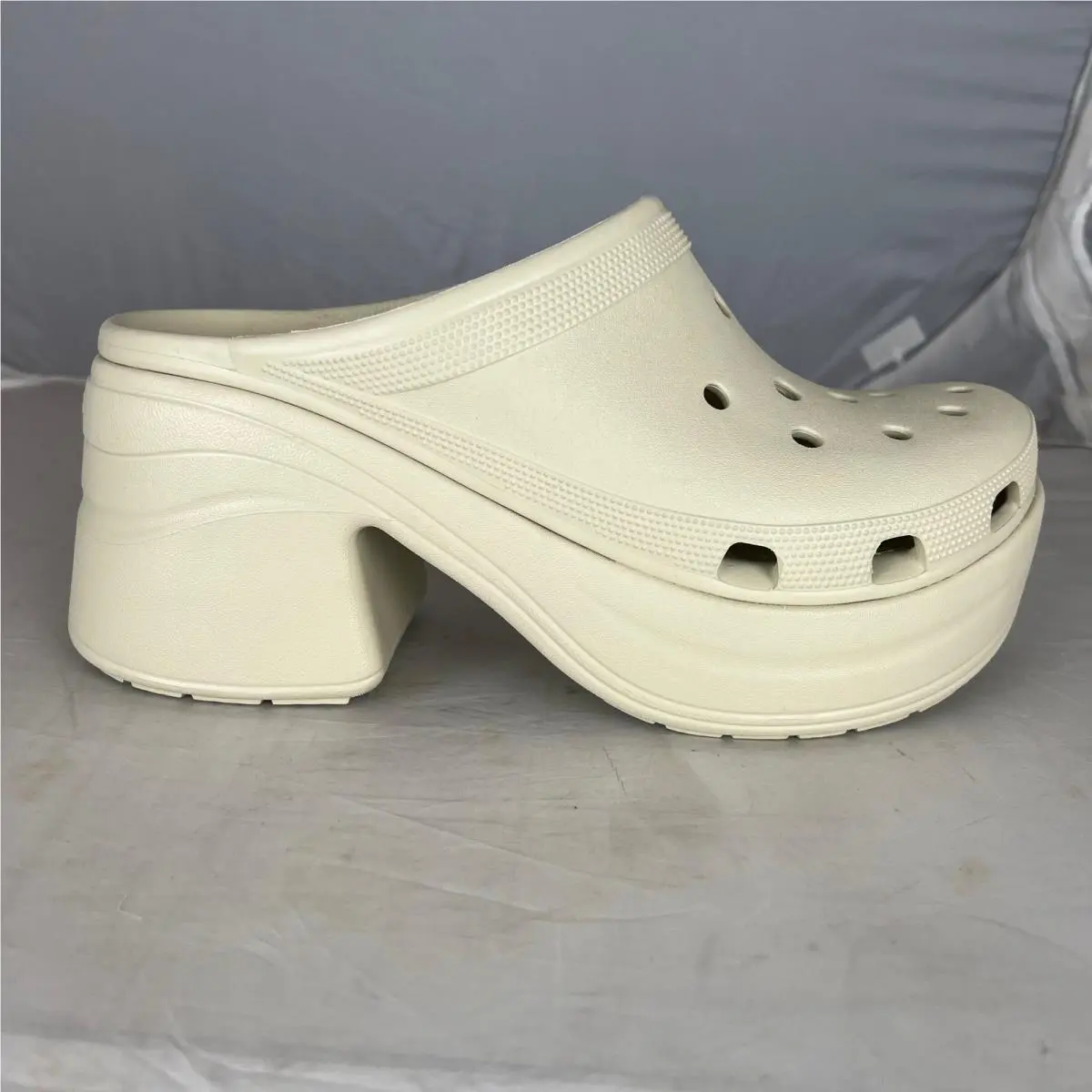 Crocs shoes - Siren Clog - Siren Clog - Ivory 5