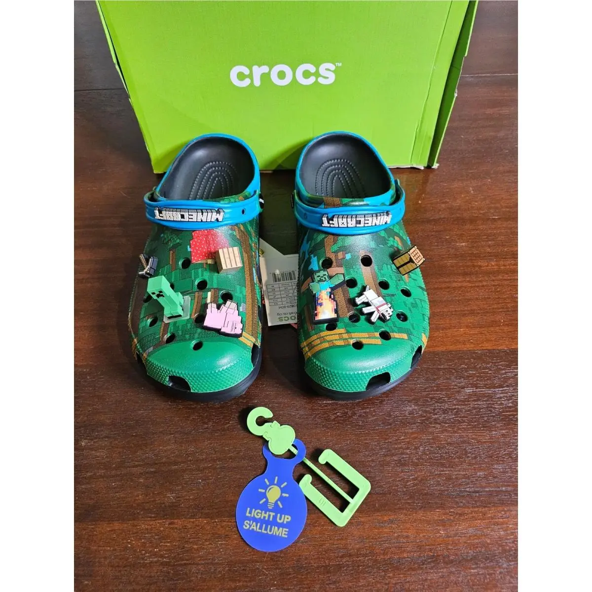 Crocs Minecraft Elevated Clog Mens 13 Green Light Up Pixel Jibbitz Charms