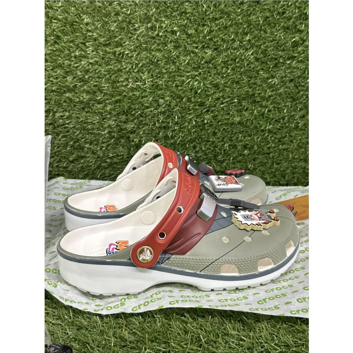 Crocs shoes - Crocs Classic - Classic - 209886-100 - Red, Manufacturer: Pale Magma/Black/Golden Wren 5