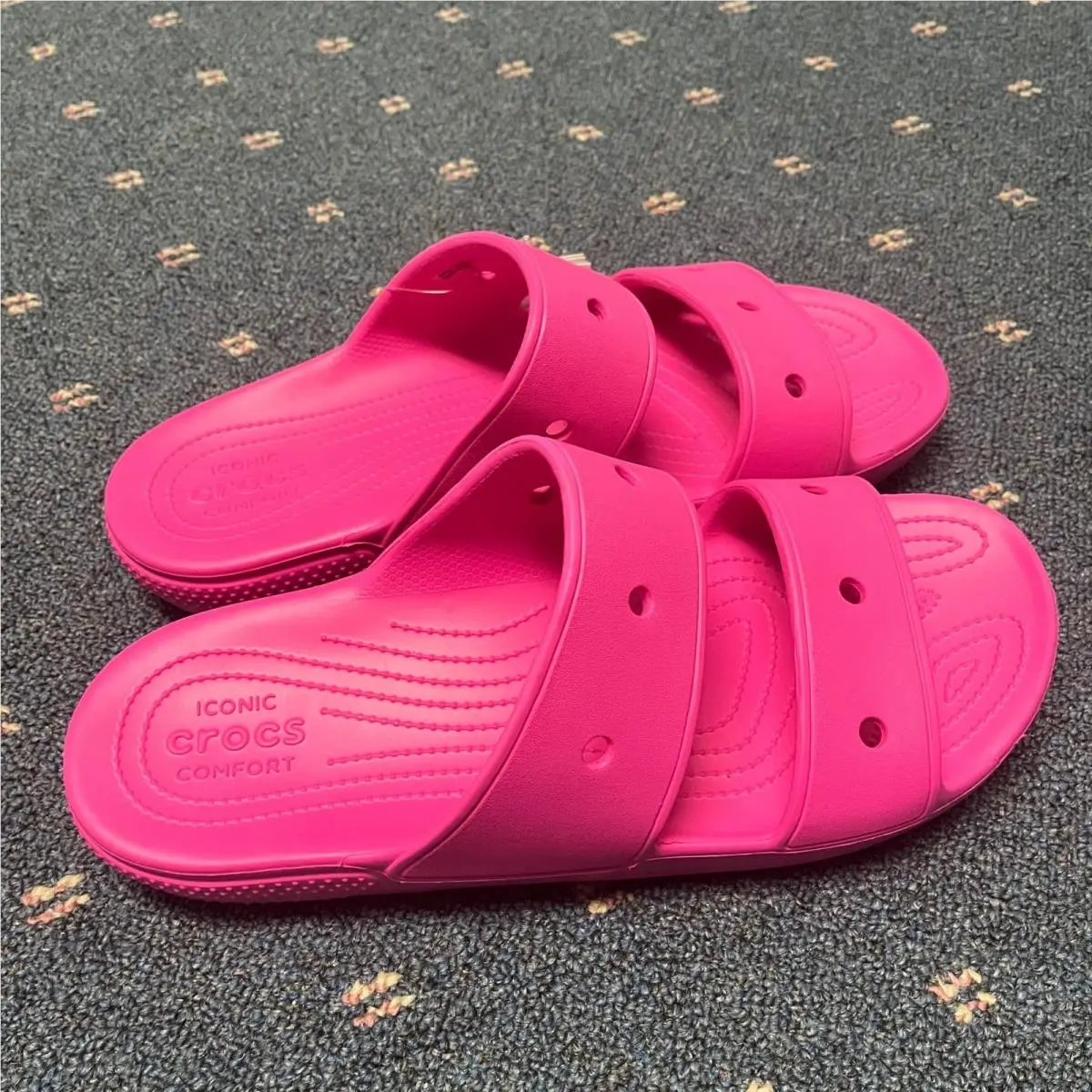 Crocs shoes - Crocs Classic Sandal - Classic Sandal - Pink 2