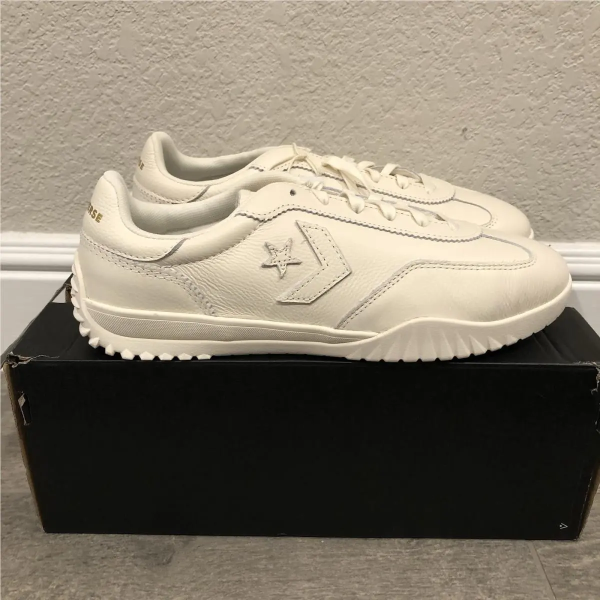 Converse Run Star Trainer Leather White Casual Sneaker Men`s Shoes Size 9