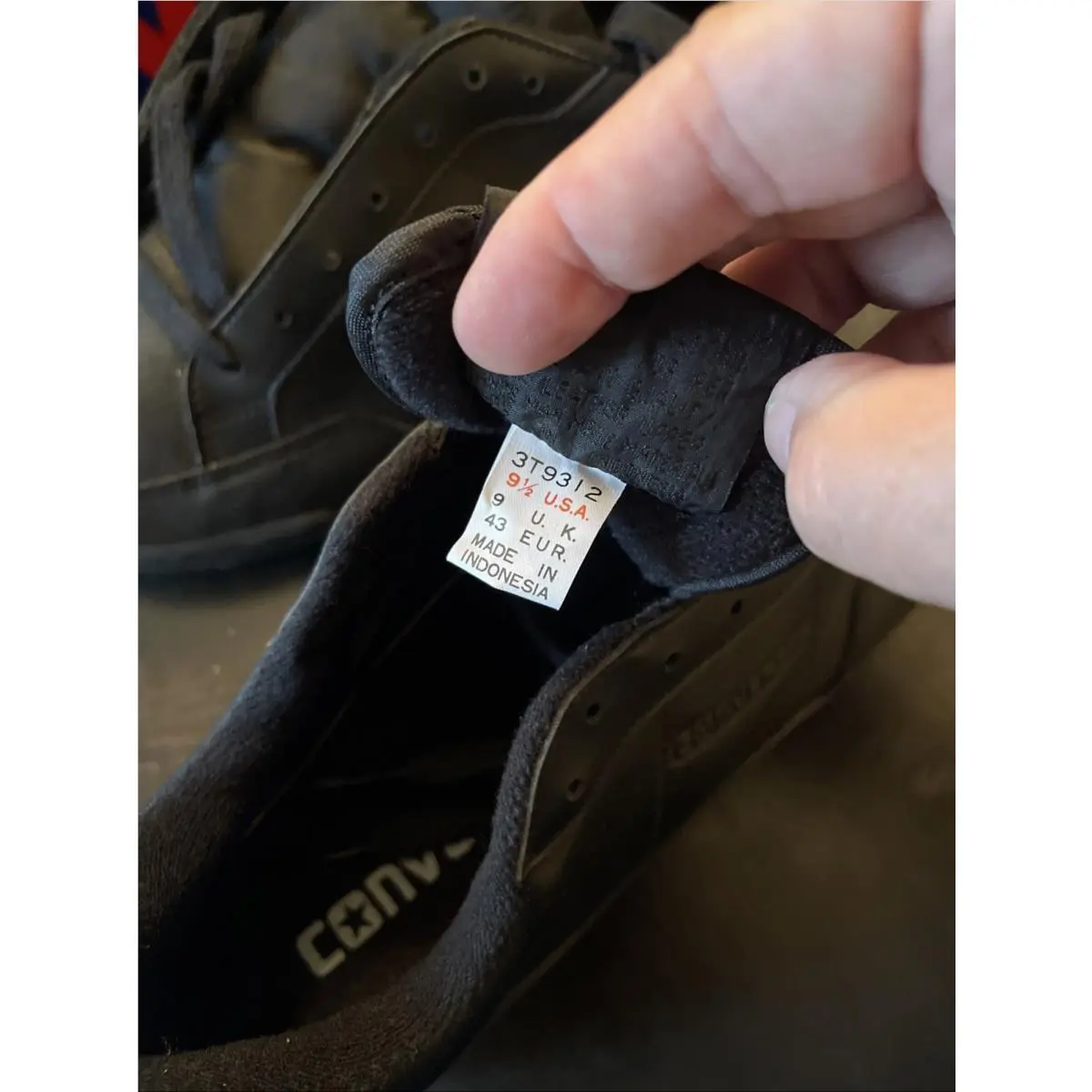 Converse shoes - Black 2