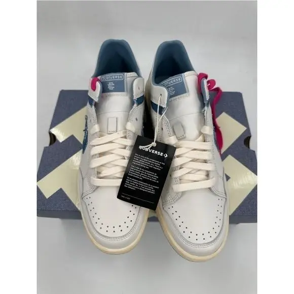 Converse shoes - White 1