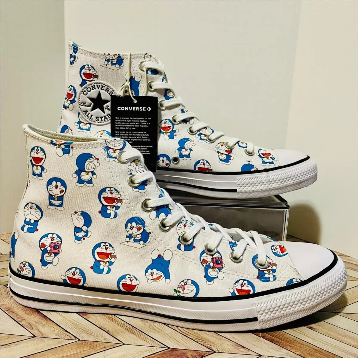 Converse x Doraemon Chuck Taylor All Star High Top Sneakers Men 10.5 Women 12.5