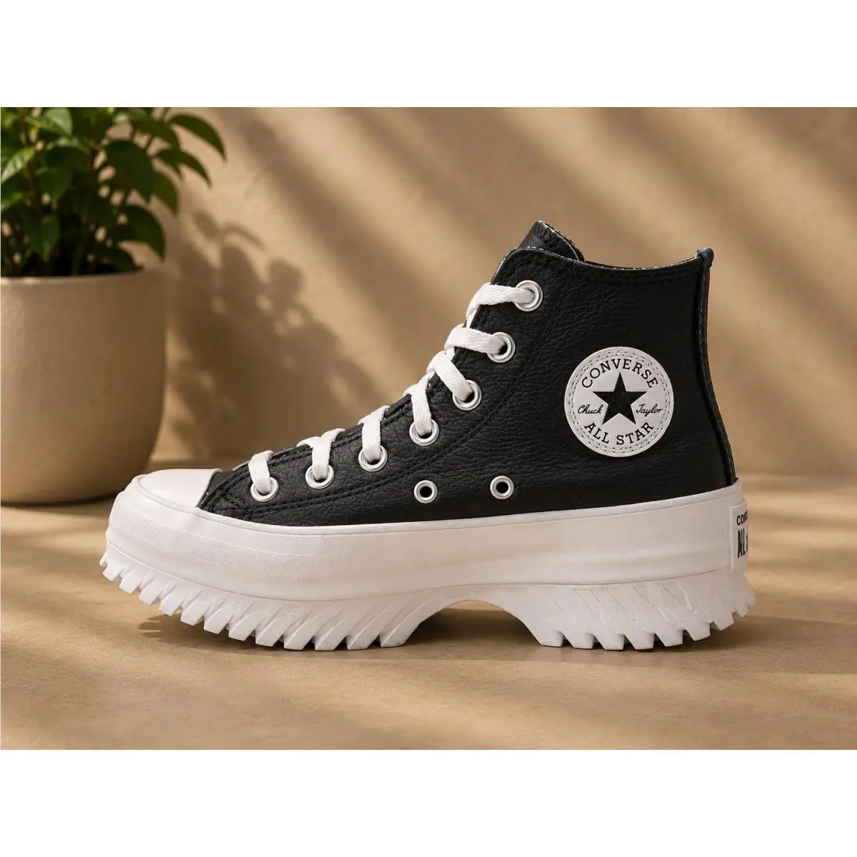 Nnwt Converse Women Gymnastics Shoes Sneaker Black White 9.5 Women/7.5 Men