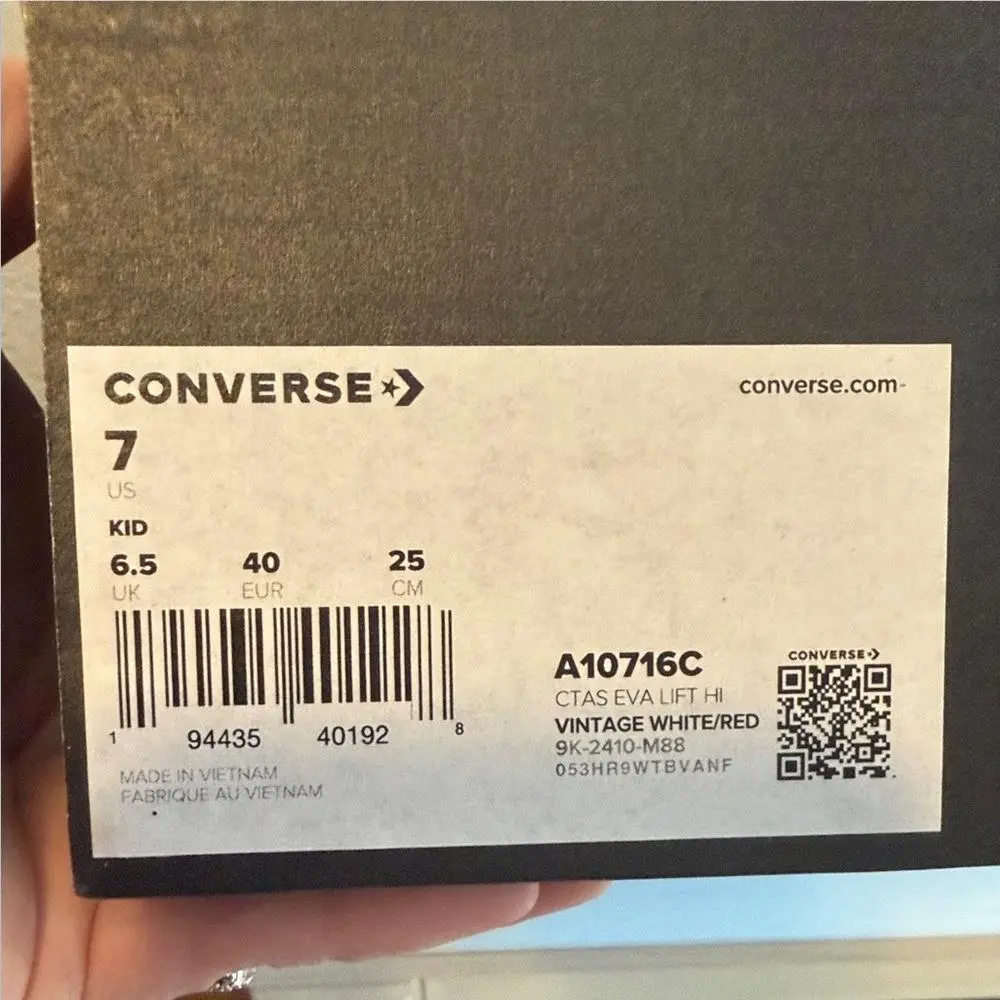 Converse shoes - White 9